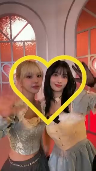 TWICE Pre-Release English Single "MOONLIGHT SUNRISE" #MOONLIGHTSUNRISE MOCHAENG making heart for you🫶 Worldwide Release on 2023.01.20 FRI 2PM KST/0AM EST 📌"MOONLIGHT SUNRISE" Digital Pre-Save & Pre-Order #TWICE #트와이스