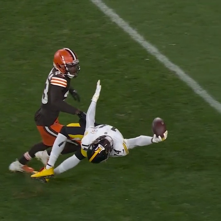 George Pickens kicked it off with this unbelievable catch. 😱 NFL ALL DAY | #ALLDAYMoment