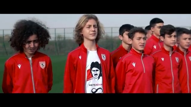 HEPSİ KALBİMİZDE, HEPSİ BURADA! ♾️ • Türk Futbol camiasını yasa boğan elim kazanın 34. yılı. • Sevgi, saygı ve çok büyük bir özlemle anıyoruz. #20Ocak