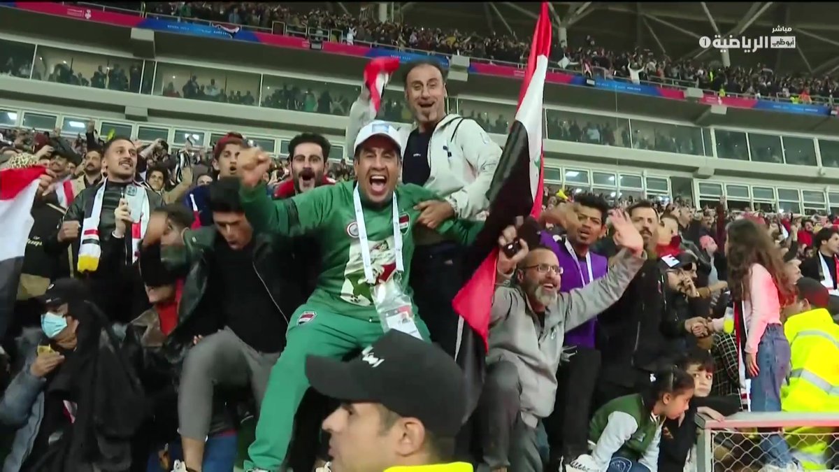 ما هذا الجنون.. المنتخب العراقي يسجل الهدف الثالث.. #العراق_عمان #خليجي25
