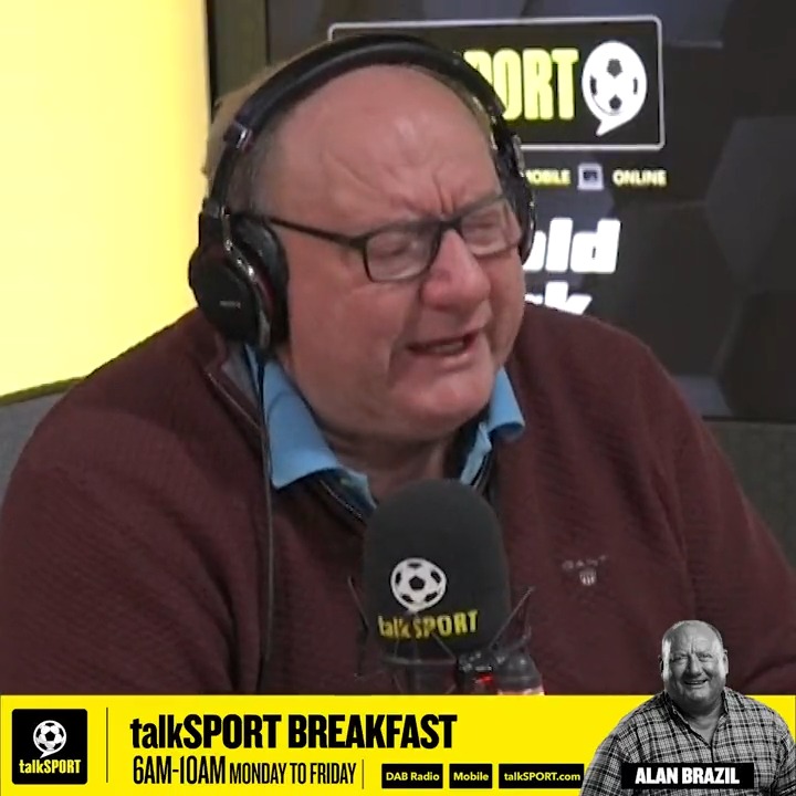 😡 “If I have a keeper who tries to play out from the back, you’re in the reserves!” 🤬 “Get lost! We work too hard to give stupid goals away! Just launch it!!” ❌ “They can’t play out from the back!” Alan Brazil believes GK’s shouldn’t be passing the ball out from the back 🔥