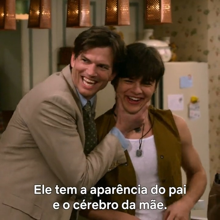 BURN!!!!! Ashton Kutcher e Mila Kunis de volta em That '90s Show foi a melhor coisa que aconteceu esse ano! Já disponível.
