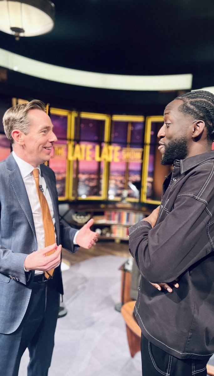 What a debut that was 🔥 Congrats, SELLÓ 🙌🏼 #LateLate