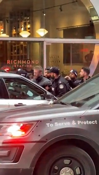 Police were seen arresting a suspect in Toronto's Financial District on Friday afternoon following the 'unprovoked' attack of an elderly woman that resulted in her death. 📹 Karen Powelleti: