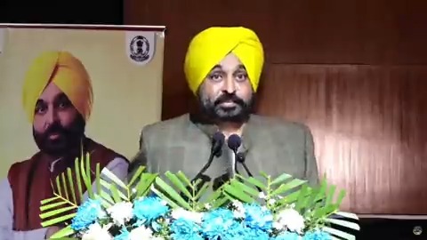 ਜੇ ਪੁੱਤਰ ਮਿੱਠੜੇ ਮੇਵੇ ਨੇ ਤਾਂ ਸਾਡੀਆਂ ਧੀਆਂ ਮਿਸ਼ਰੀ ਦੀਆਂ ਡਲੀਆਂ ਨੇ…ਆਓ ਆਪਣੀਆਂ ਧੀਆਂ ਦਾ ਸਤਿਕਾਰ ਕਰੀਏ…ਬਣਦਾ ਮਾਣ-ਸਨਮਾਨ ਦੇਈਏ…