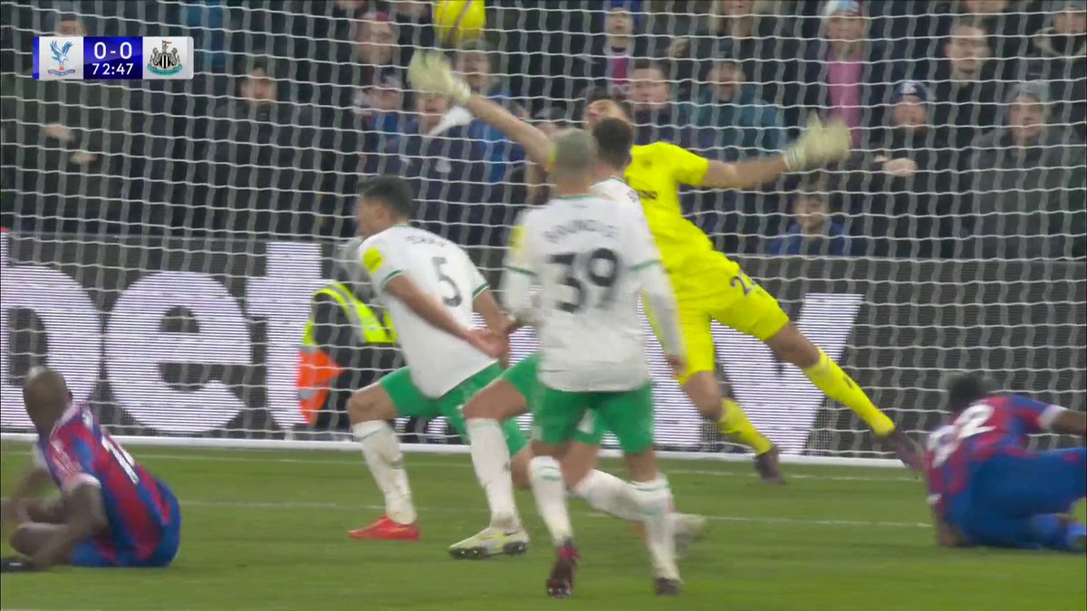 THOSE REACTIONS!🤯 What a save that is from Nick Pope! 🧤