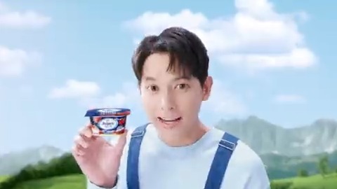 เจมส์บอกต่อ ความ...#อร่อยเหนือชั้น ใหม่! เมจิ บัลแกเรีย เซ็ทโยเกิร์ตแอนด์ฟรุ๊ต ครั้งแรกกับ โยเกิร์ตบัลแกเรียเนื้อเนียนนุ่ม มาพร้อมชั้นผลไม้แท้ด้านล่าง ลองเลย! ที่ 7-Eleven ทุกสาขา . #เมจิบัลแกเรีย #เซ็ทโยเกิร์ตแอนด์ฟรุ๊ต #พร้อมชั้นผลไม้แท้