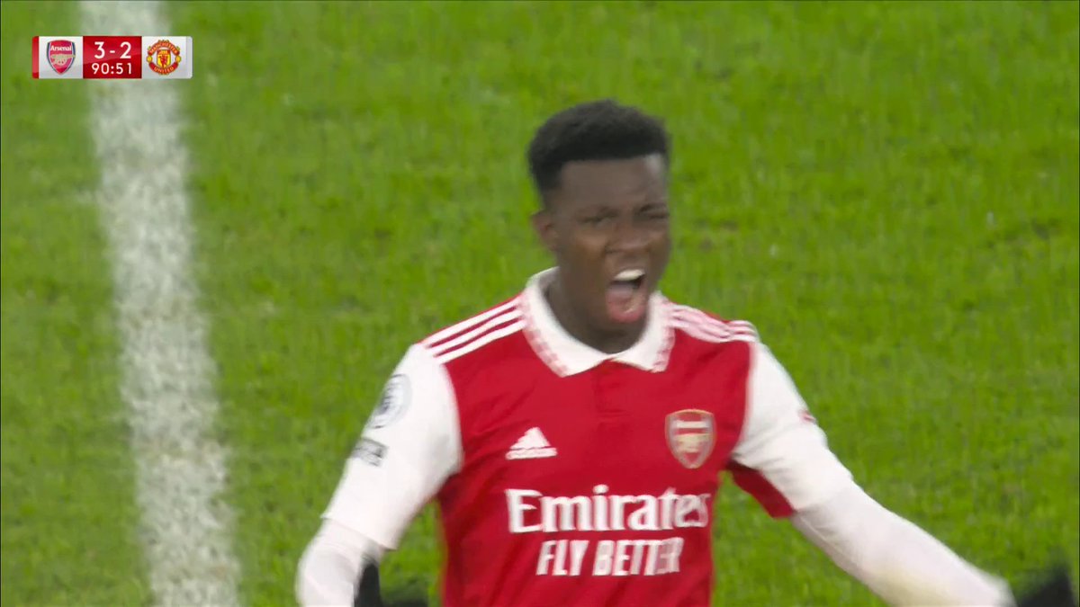 NKETIAH IS THE MAN OF THE MOMENT! 🔥 Arsenal make it 3-2!