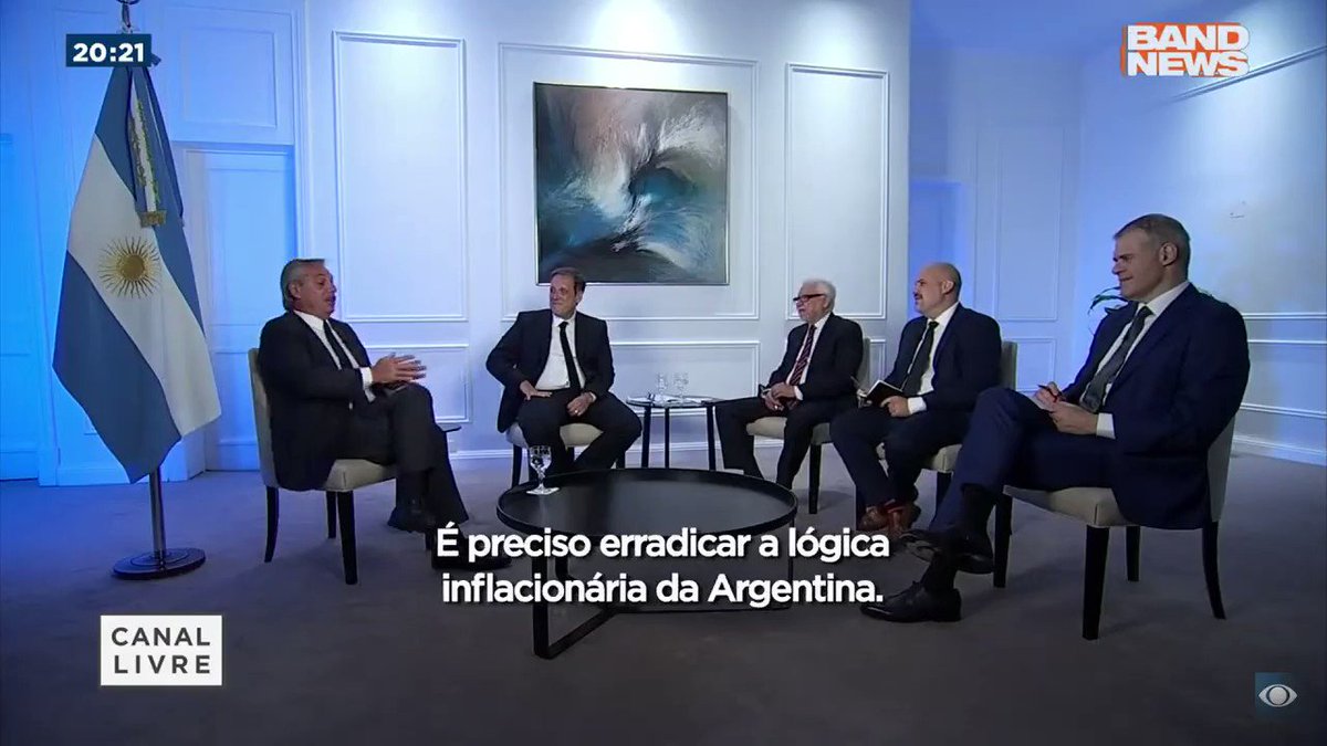 El Presidente Alberto Fernández insiste en que la inflación “la tenemos en la cabeza” y que ésta es la verdadera razón por la que aumentan los precios: “se aumentan por las dudas”. Terminados. Fin.