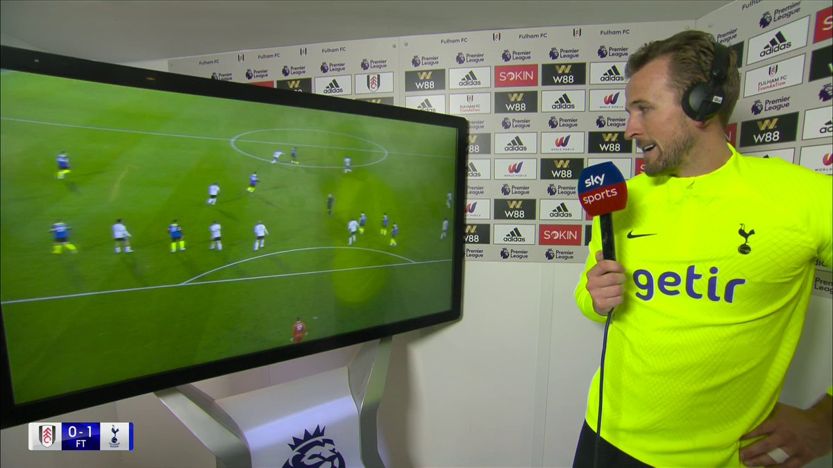 🗣️ "I've been playing football long enough now to know where the goal is" 😂 Harry Kane talks us through THAT goal after joining Jimmy Greaves as Tottenham’s all-time record goalscorer 👏