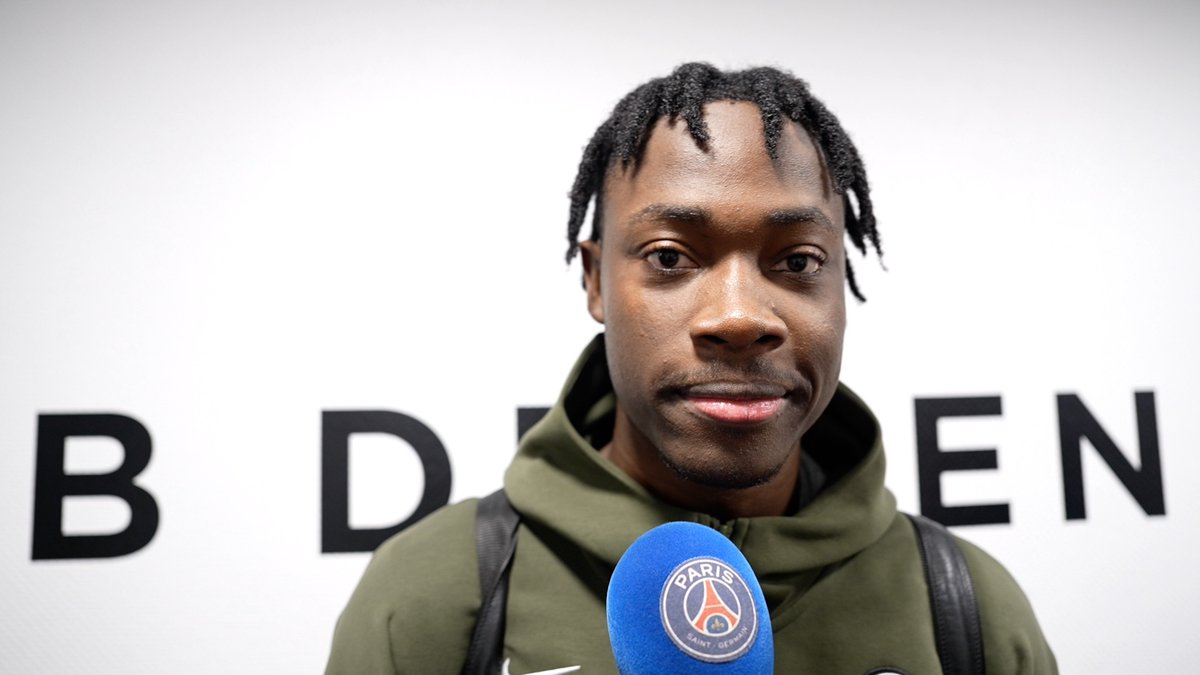 🎙🎥 Découvrez les réactions de Christophe Galtier et d'El Chadaille Bitshiabu après la victoire face à l'US Pays de Cassel ! 🔴🔵 #USPCPSG