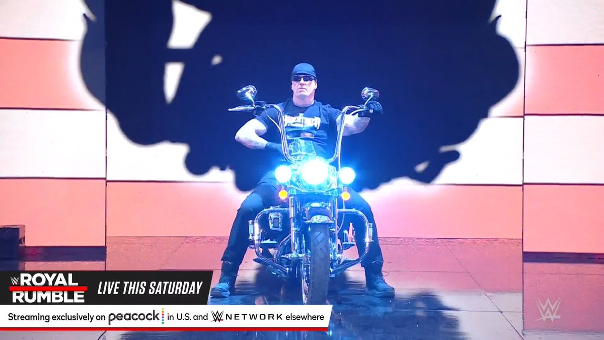 The American Badass lives on. Undertaker #RAWXXX