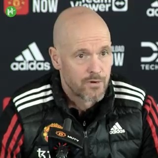 Erik ten Hag claims Manchester United restricted Arsenal to mainly 'shots from distance' in their defeat at the Emirates 👀