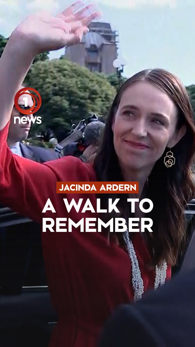 Prime Minister Jacinda Ardern received a guard of honour from supporters, parliamentary colleagues and staffers as she left the Beehive to resign. 👉
