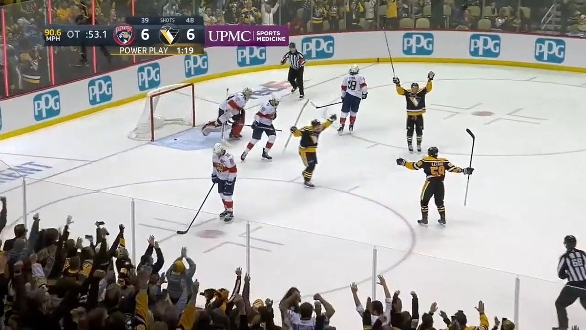 IT IS KRIS LETANG'S NIGHT AND WE'RE LOVING EVERY SECOND 💛