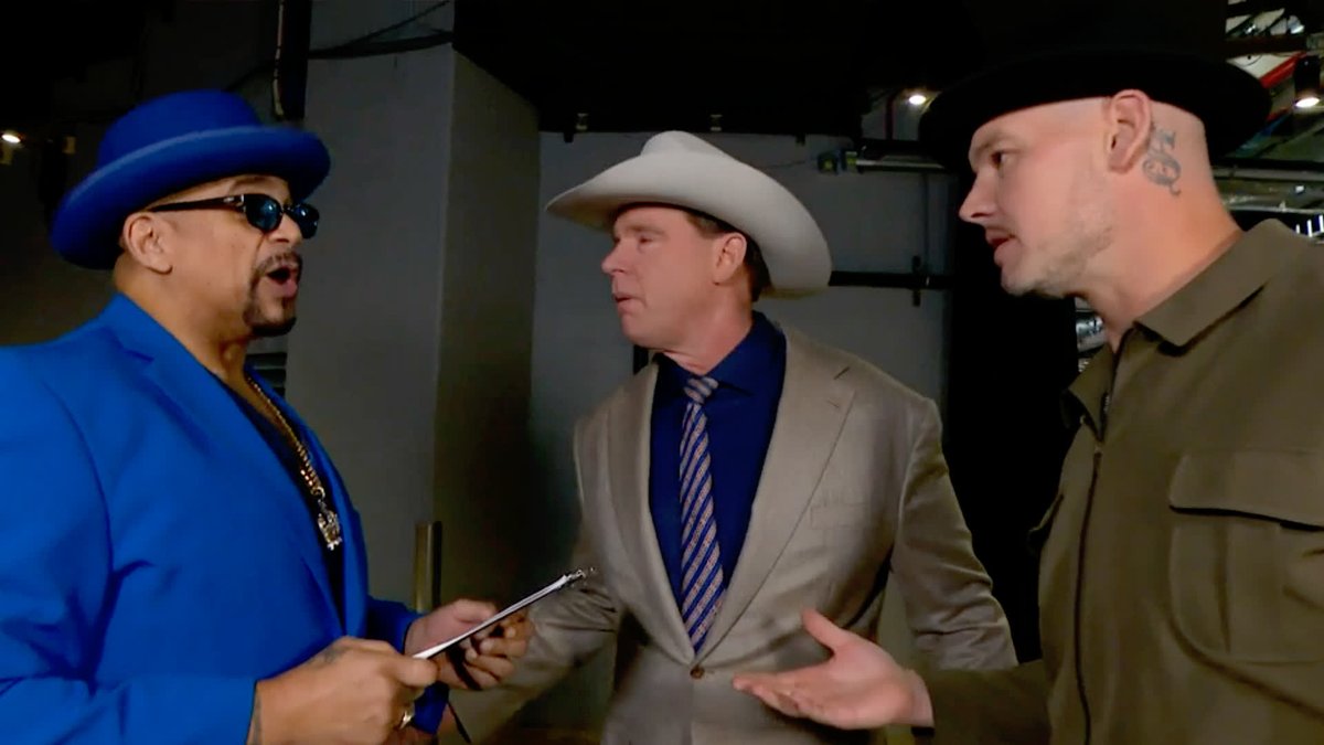 .Corbin attempts to get into the exclusive poker club, but he’s met with a few obstacles in the form of The Godfather and Ron Simmons. #WWERaw