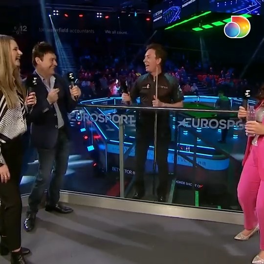 "...are we live? I thought we were still on the ads! How embarrassing!" 😳 This is 𝐩𝐮𝐫𝐞 𝐠𝐨𝐥𝐝 from Ken Doherty 🤣 Ken Doherty Official | WST
