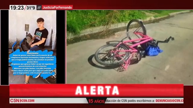 ⭕ Otro ataque en patota: mataron a un joven de 18 años Lo emboscaron en la calle, le empezaron a pegar y uno de los agresores le dio, al menos, 3 puntazos. El joven murió camino al hospital. 🐦 #JusticiaPorFernando 🔴 [EN VIVO]