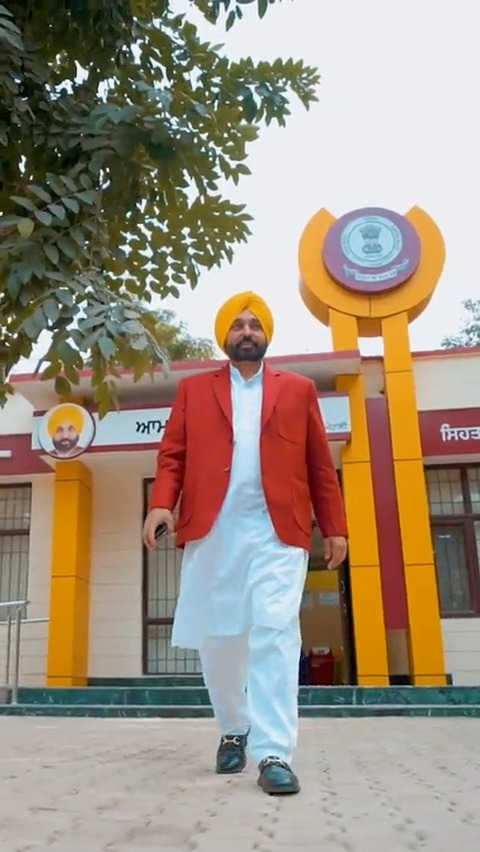ਲੋਕਾਂ ਦਾ ਪੈਸਾ ਲੋਕਾਂ ਦੇ ਨਾਮ! ਅੱਜ ਪੰਜਾਬ 'ਚ 400 #AamAadmiClinic ਹੋਰ ਖੁੱਲ੍ਹਣ ਜਾ ਰਹੇ ਨੇ...ਹੁਣ ਕੁੱਲ 500 ਆਮ ਆਦਮੀ ਕਲੀਨਿਕ ਲੋਕਾਂ ਦੀ ਸੇਵਾ ਲਈ ਸਮਰਪਿਤ ਹੋ ਜਾਣਗੇ.. ਜਿੱਥੇ ਲੋਕਾਂ ਨੂੰ ਮੁਫ਼ਤ ਤੇ ਵਧੀਆ ਇਲਾਜ ਮਿਲੇਗਾ... ਜੋ ਕਹਿੰਦੇ ਹਾਂ, ਉਹ ਕਰਦੇ ਹਾਂ...
