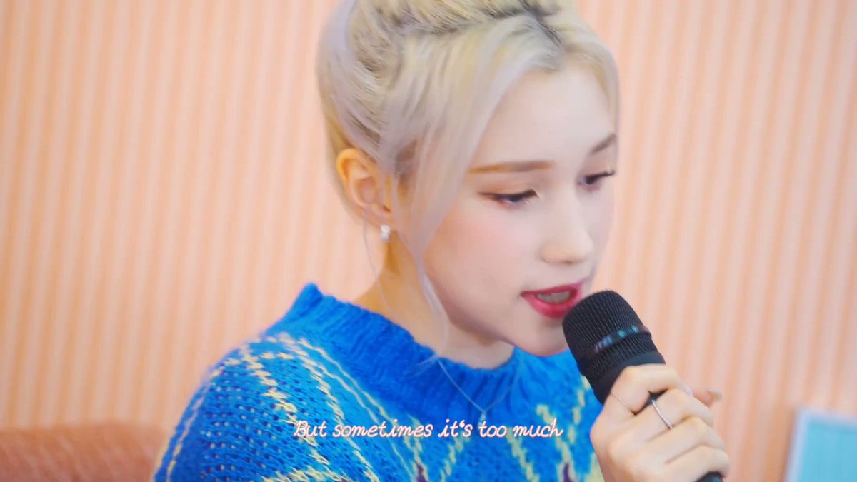 #huening_bahiyyih fall in love alone cover song (with embedded link)