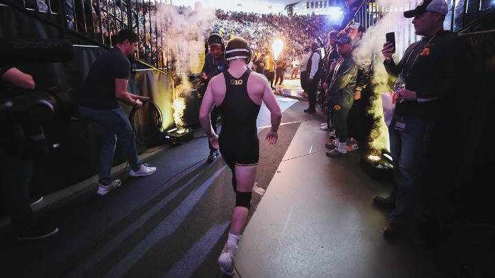 Tonight, college wrestling takes center stage. #Hawkeyes