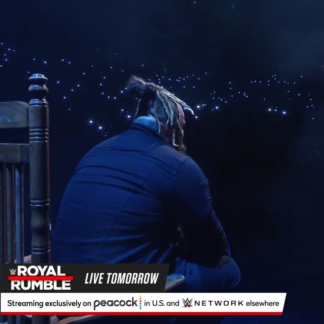 "Tomorrow night, when the lights go out... you'll see." 👀 #BrayWyatt vs. ＠RealLAKnight in The Mountain Dew Pitch Black Match at #RoyalRumble will be one that we don't think we'll ever be able to forget... 😨 #SmackDown