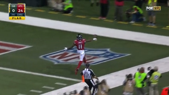 Remember when Julio Jones went beast mode in the 2016 NFC Championship: ✈️ 9 catches ✈️ 180 yards ✈️ 2 TDs
