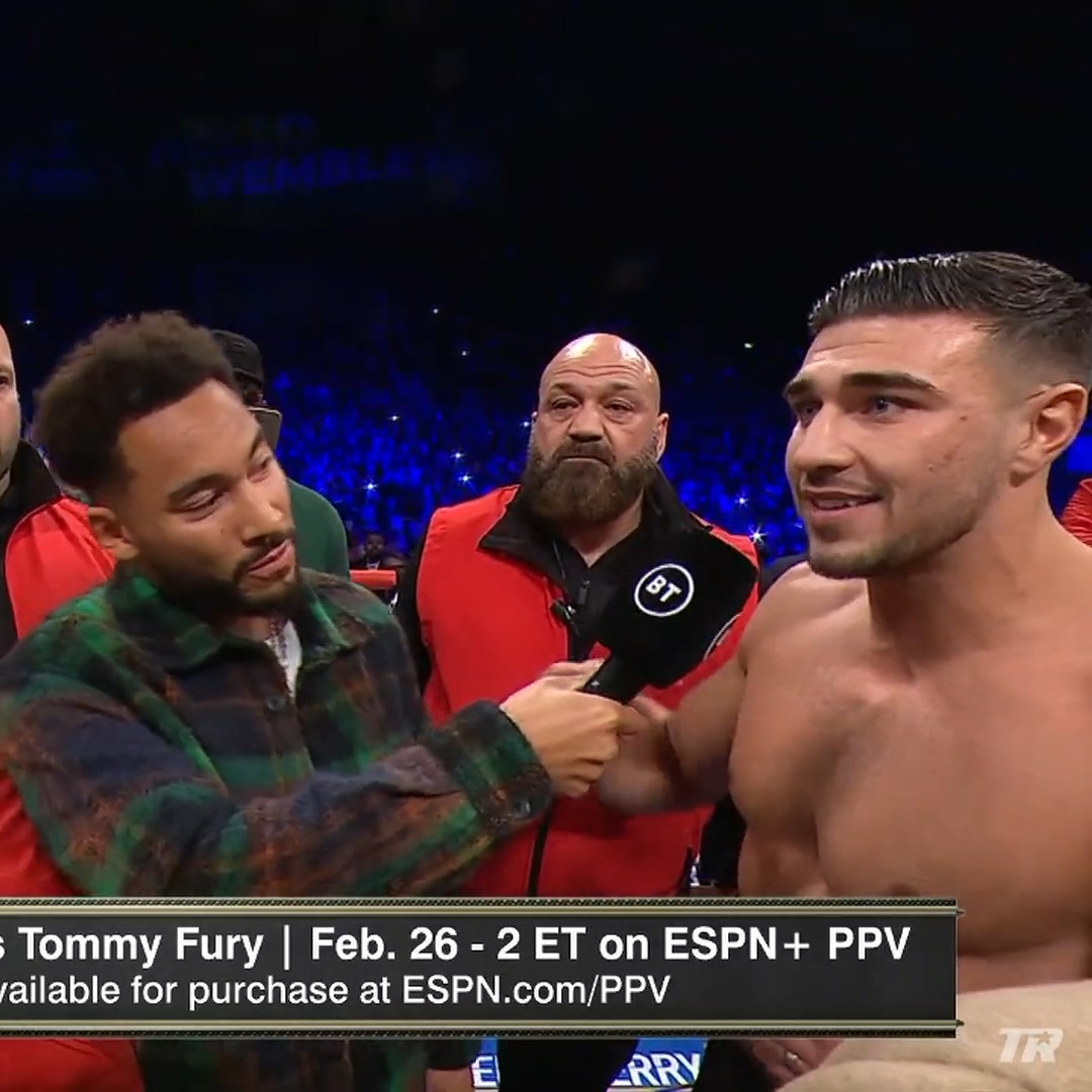2 minutes of #PaulFury fireworks. Enjoy. 🗣 @JakePaul x @TommyTNTFury