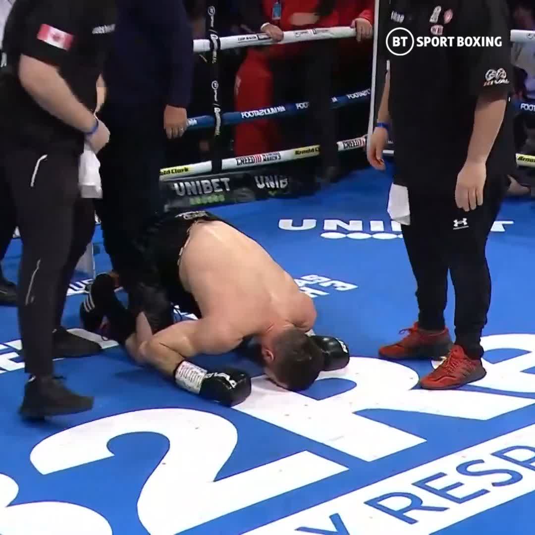 𝑺𝑬𝑵𝑺𝑨𝑻𝑰𝑶𝑵𝑨𝑳 🙌 The moment it was all over. Artur Beterbiev stops Anthony Yarde 🥊🏆 #BeterbievYarde | BT Sport 1