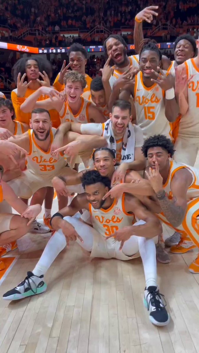Need this Horns Down picture ASAP