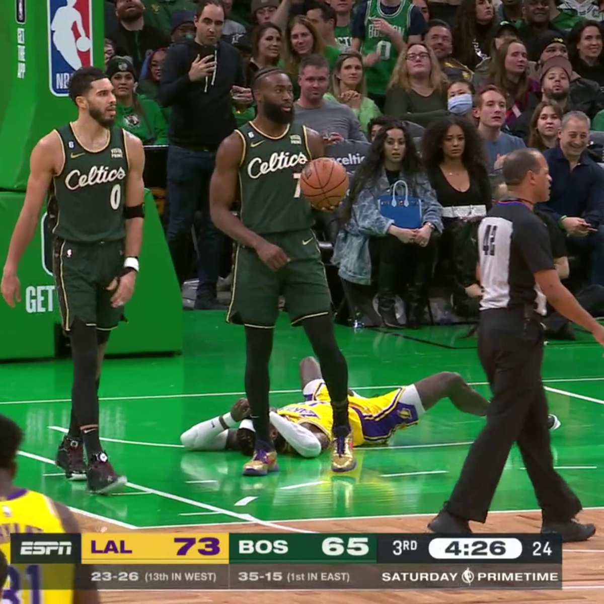 Dennis Schröder was called for a technical foul after this play.