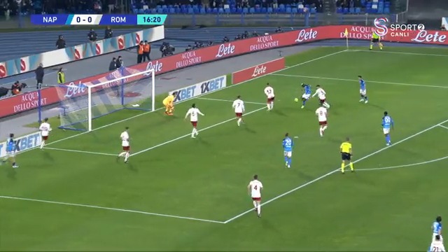 Hazırlanış, orta, kontrol, şut... Sanat eseri gibi gol. Hele o kontrol...