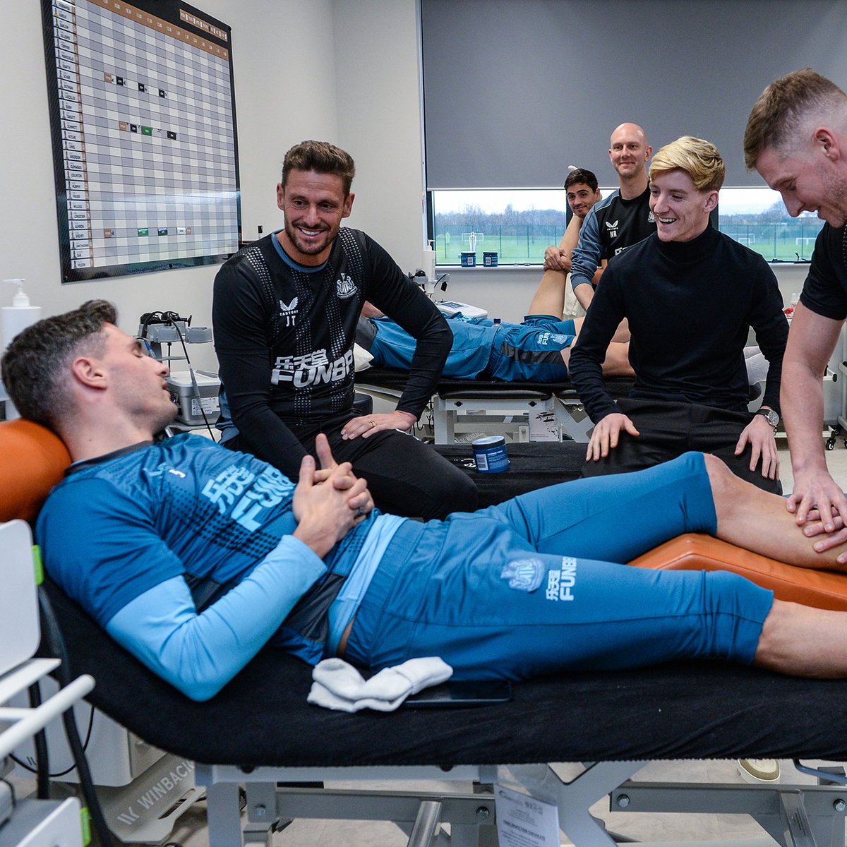 🤝 New beginnings for AG! ⚫️⚪️