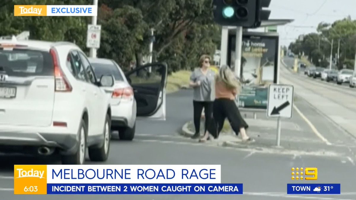 #EXCLUSIVE: Shocking vision has emerged of an alleged road rage incident in Elwood. Christine Ahern #9News