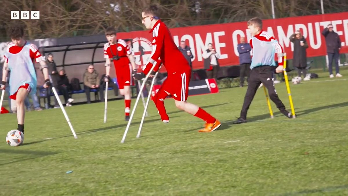 "It's just amazing to see that there's no barriers" Meet the incredible England England Amputee FA Junior team! 🙌 #TheOneShow #AmputeeFootball