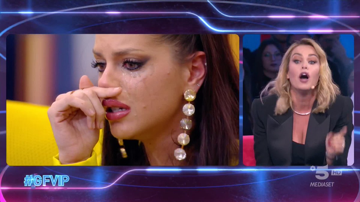 Sonia ha le idee chiarissime sul rapporto tra Edoardo ed Antonella... e decide di dire qualcosa ad entrambi. #GFVIP