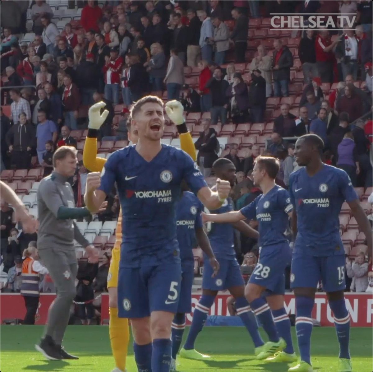 👤 213 Games ⚽ 29 Goals 🎯 9 Assists 🏆 Champions League 🏆 Europa League 🏆 Super Cup 🏆 Club World Cup 🏅 Champions League Squad of the Season 🏅 Europa League Squad of the Season 🏅 UEFA Men's Player of the Year Underappreciated. Thank you Jorginho 💙