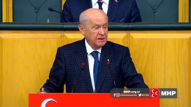 Üstte mavi gök çökmedikçe, altta yağız yer delinmedikçe devletimizi ve milletimizi hiç kimse bozguna uğratamayacaktır.