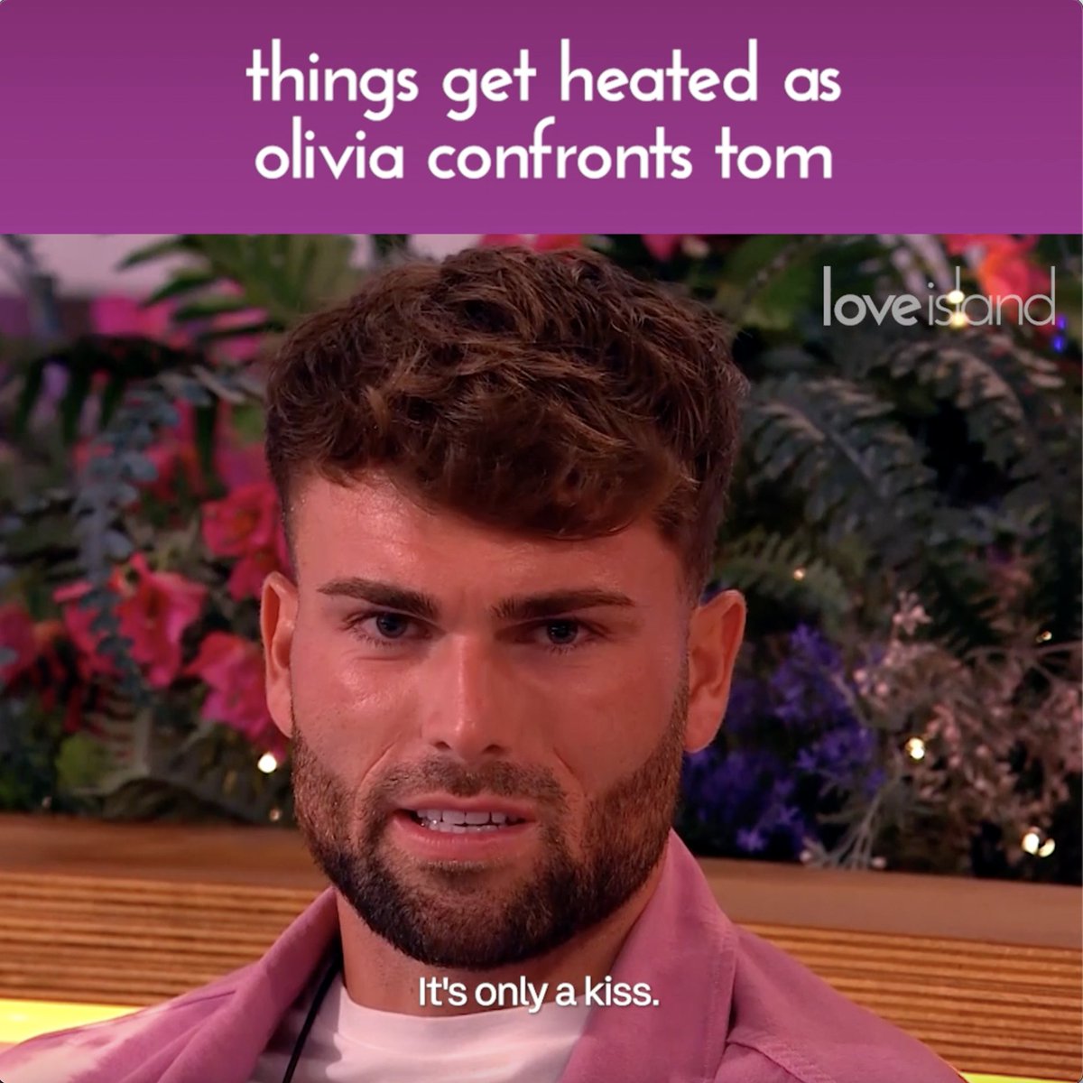 🎶 It was only a kiss how did it end up like this 🎶 #LoveIsland