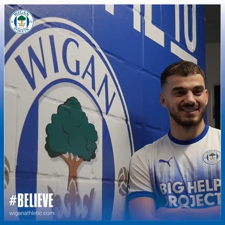 👋🏼 Welcome to Wigan Athletic, Danel Sinani! #wafc 🔵⚪️ #BELIEVE