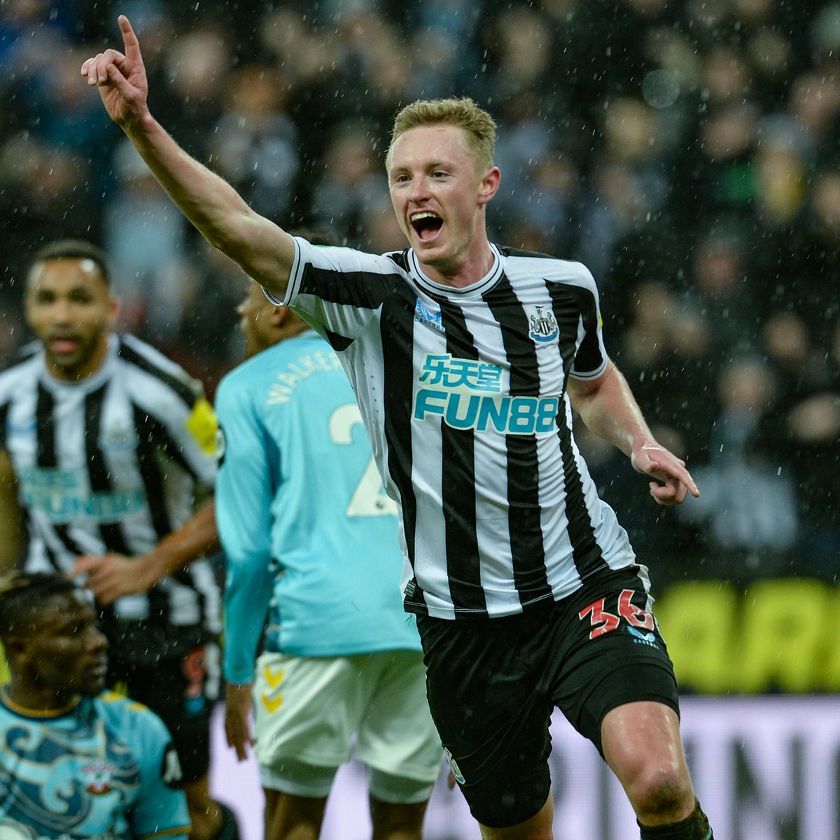 St. James' Park erupts! 💥
