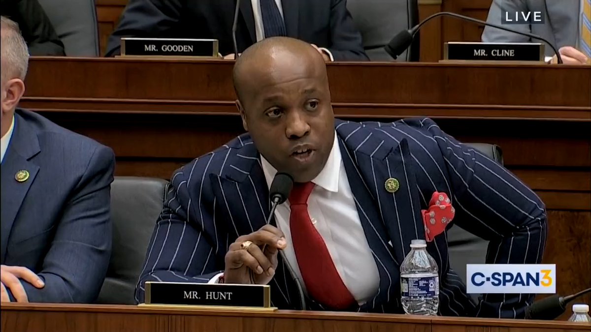 Thank you @RepWesleyHunt for this terrific debate in support of my amendment to start our committee hearings with the Pledge of Allegiance!