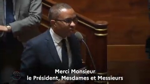 Ni suppression de la technologie au collège, ni relégation de cette discipline à un second plan. Au contraire, la technologie sera confortée à partir de la 5eme pour retrouver toute sa place ! En 6eme, nous renforçons l’acquisition du français et des mathématiques.
