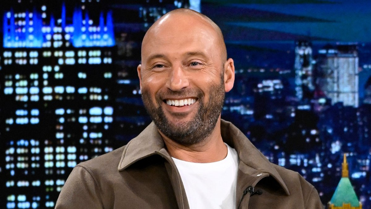 .Derek Jeter is on the cover of the Collector’s Edition of @mlbtheshow 23! #FallonTonight