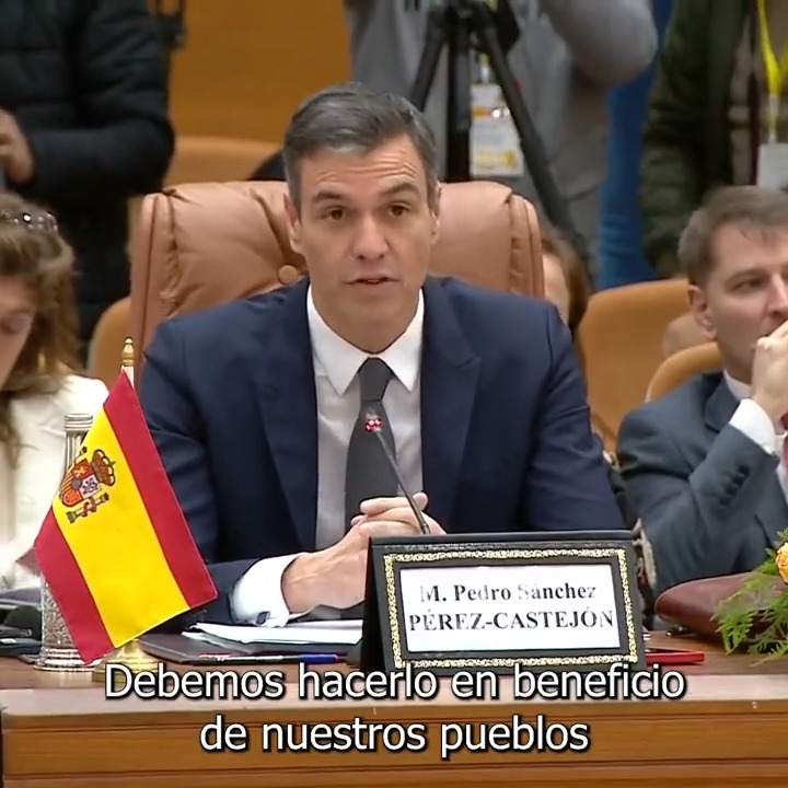 Hoy se consolida una nueva etapa de relaciones entre España y Marruecos sobre bases más solidas. Con responsabilidad y conciencia histórica damos un gran paso en beneficio de nuestros pueblos. Y lo vamos a hacer juntos, con transparencia y respeto mutuo.