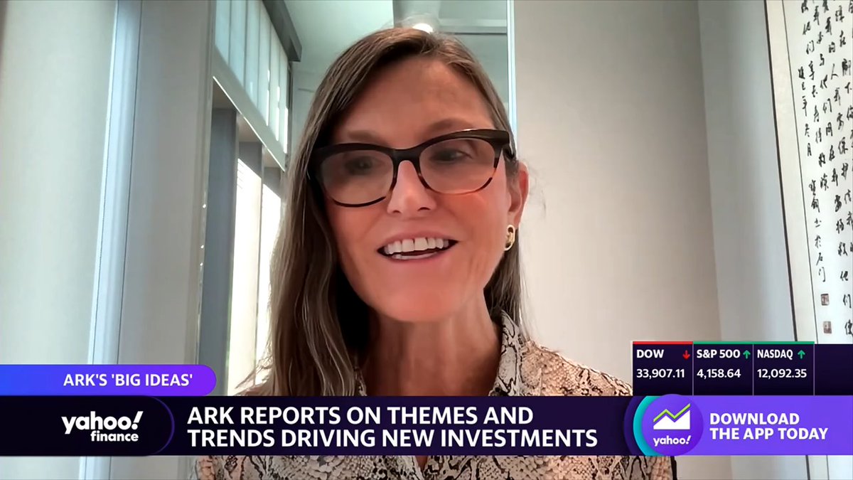 ₿𝗥𝗘𝗔𝗞𝗜𝗡𝗚: Cathie Wood says, “People living in emerging markets with hyperinflation need a fall back option and an insurance policy. They need #bitcoin"