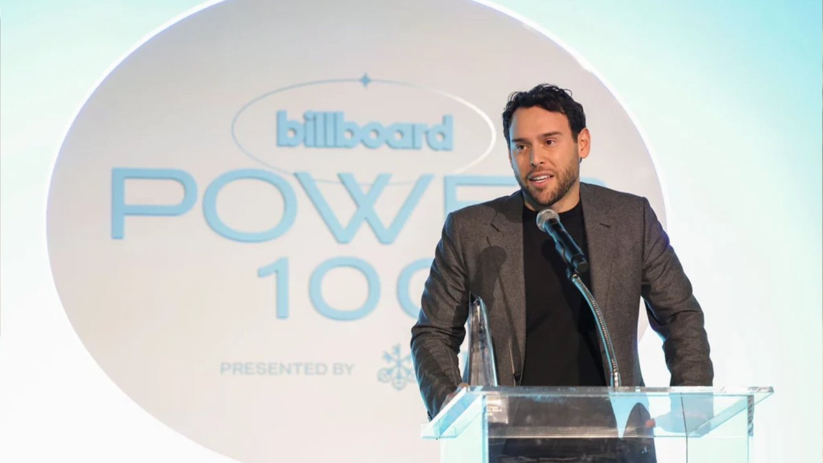 .Scott “Scooter” Braun presents "his brother across the ocean" Bang Si-Hyuk with Billboard's Visionary award at the 2023 Power 100 Party.