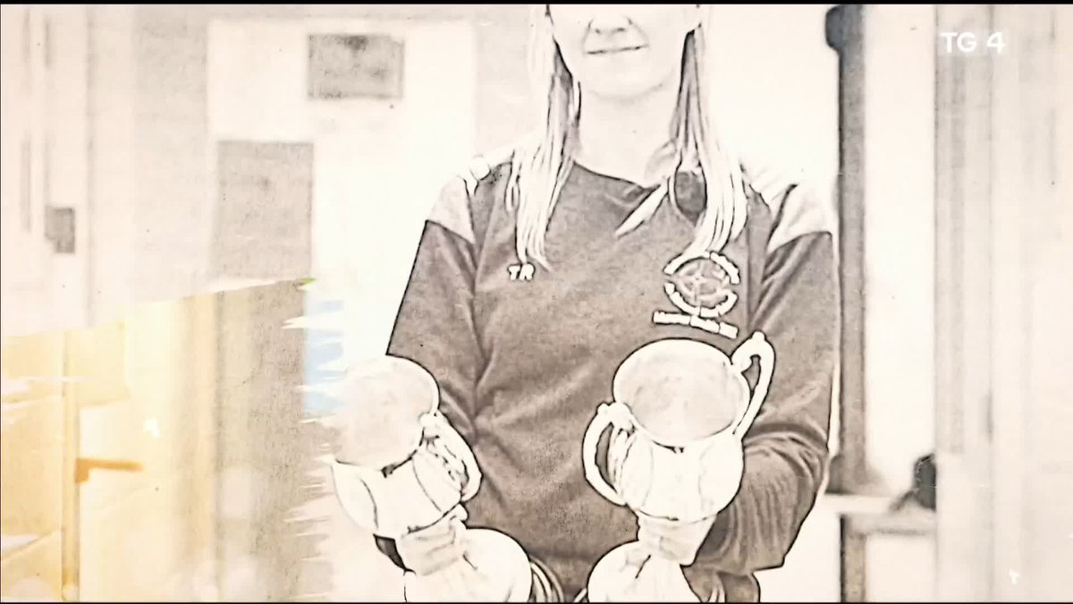 “It’s really important that everybody is open to part taking in sport at some stage Comhghairdeas leat Tara Rynne 🤩 🏆 Gradam Oideachais / Education Award 📍 CBS Ennistymon #GAABelong | Munster P.P.S. | Clare Gaa Gradaim an Uachtaráin ar TG4