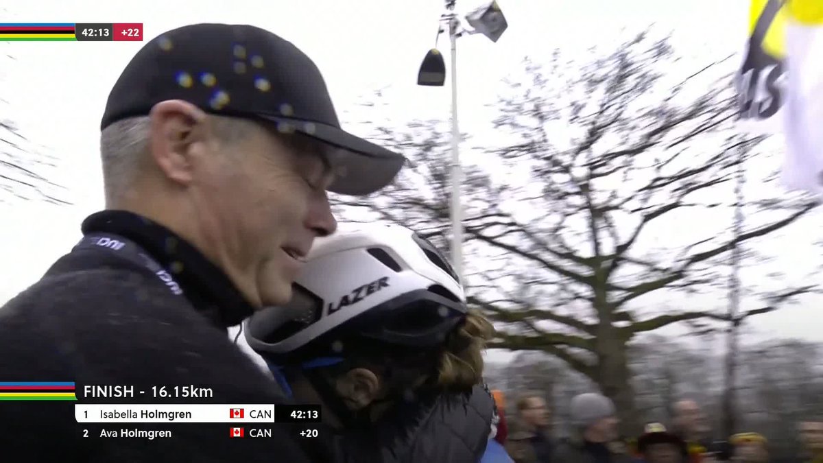 Family hugs 🥹 It's gold 🥇 and silver 🥈 for the Holmgren's sisters! 👏 #Hoogerheide2023