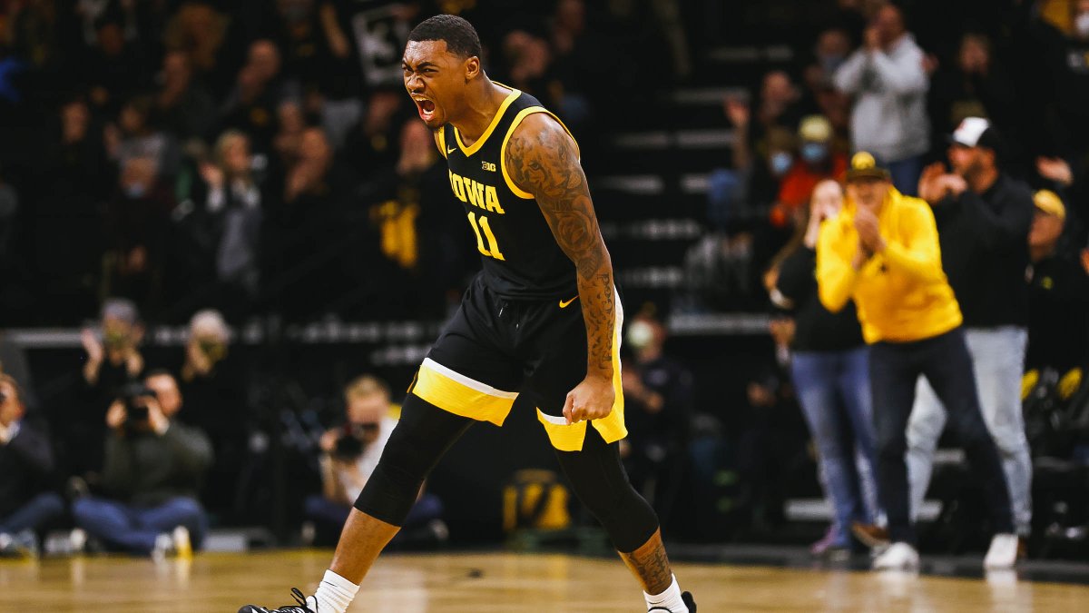 The rivalry continues... #Hawkeyes